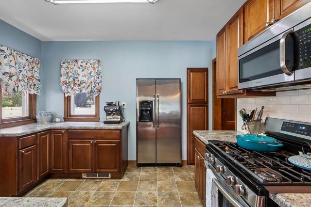 1501 Main Street, Cross Plains, WI 53528