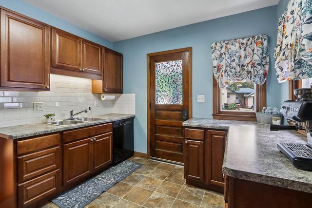 1501 Main Street, Cross Plains, WI 53528