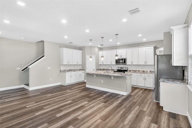 801 PECAN AVENUE, Sanford, FL 32771