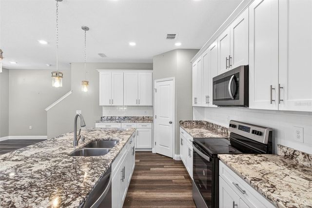 801 PECAN AVENUE, Sanford, FL 32771