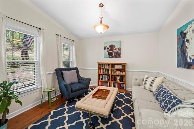 1801 Riverview Court, Hendersonville, NC 28739