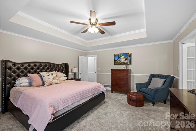 1801 Riverview Court, Hendersonville, NC 28739