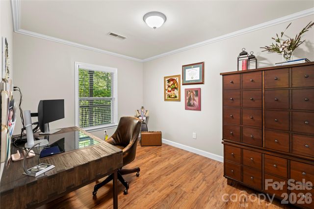 1801 Riverview Court, Hendersonville, NC 28739