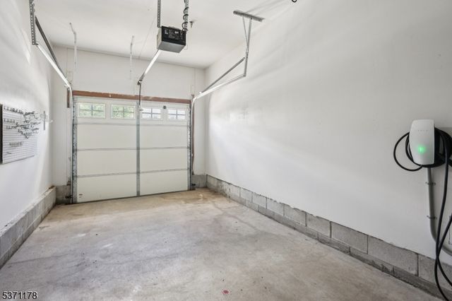 28 Elston Ct 28, Wanaque Boro, NJ 07420