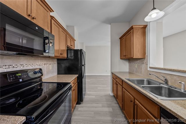 122 Sherman Court, Raeford, NC 28376