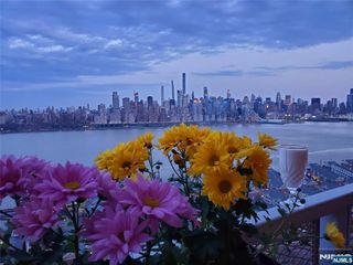 6600 JFK Blvd E 15M, West New York, NJ 07093