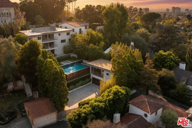 2035 De Mille Drive, Los Angeles, CA 90027