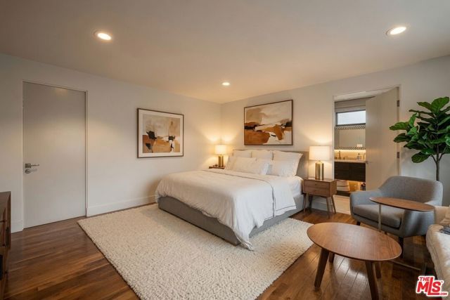 2035 De Mille Drive, Los Angeles, CA 90027