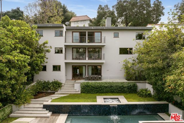 2035 De Mille Drive, Los Angeles, CA 90027