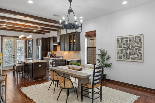 2601 Bevis Street E, Houston, TX 77008