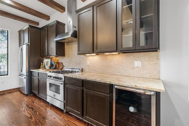 2601 Bevis Street E, Houston, TX 77008