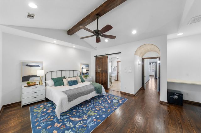 2601 Bevis Street E, Houston, TX 77008