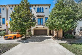 2601 Bevis Street E, Houston, TX 77008