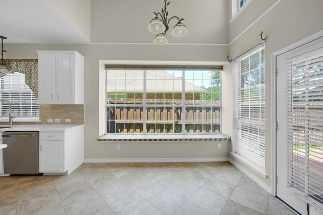 2436 Sweet Grass Trail, Flower Mound, TX 75028