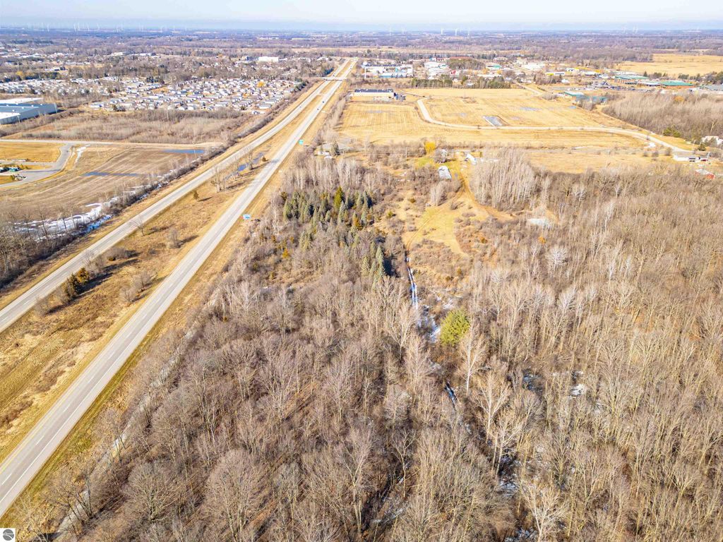 Image 10 of property listing at 5510 E Remus Road, Mt Pleasant, MI 48858