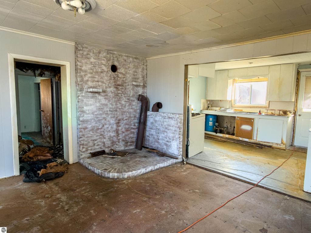 Image 31 of property listing at 5510 E Remus Road, Mt Pleasant, MI 48858