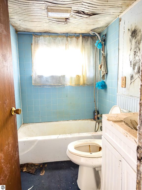 Image 41 of property listing at 5510 E Remus Road, Mt Pleasant, MI 48858