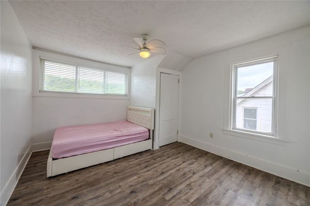 824 Marne Ave, Monongahela, PA 15063
