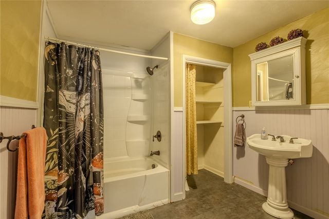824 Marne Ave, Monongahela, PA 15063