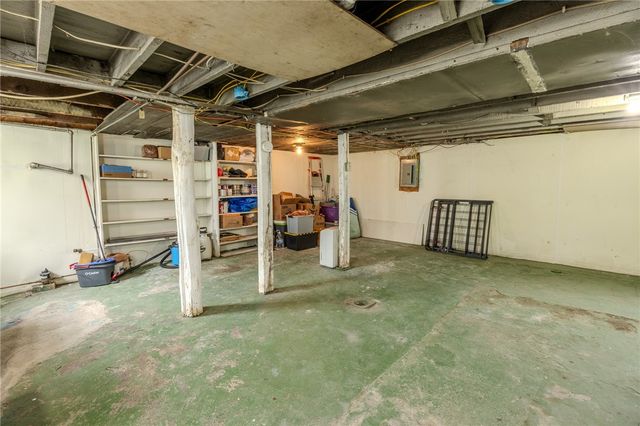 824 Marne Ave, Monongahela, PA 15063
