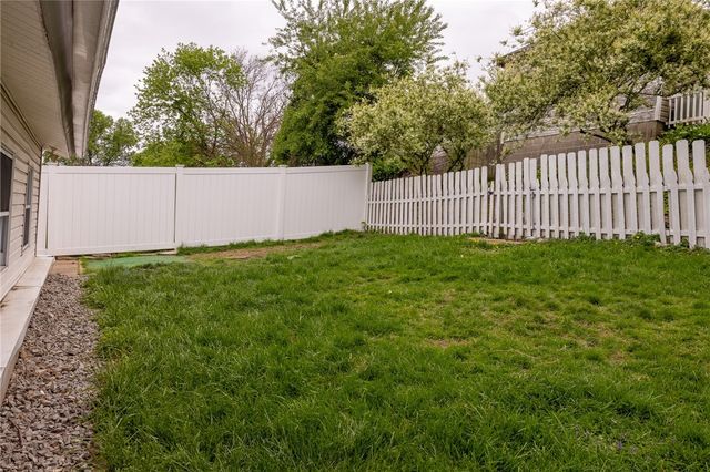824 Marne Ave, Monongahela, PA 15063