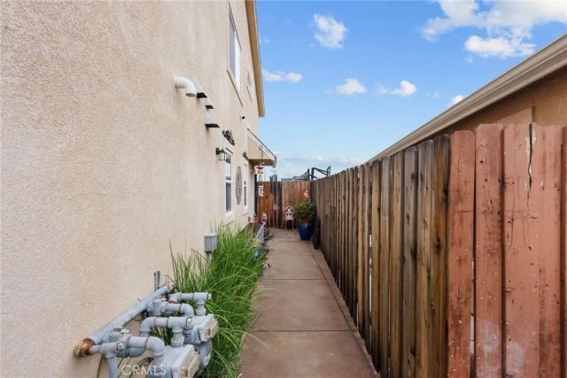 26146 Gravett Place, Saugus, CA 91350