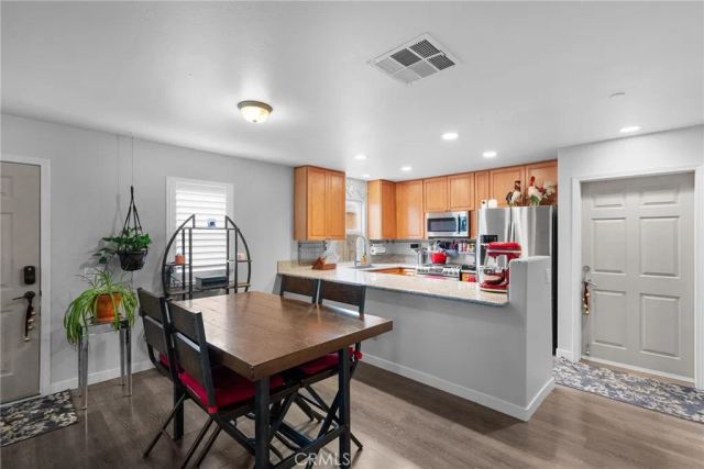 26146 Gravett Place, Saugus, CA 91350