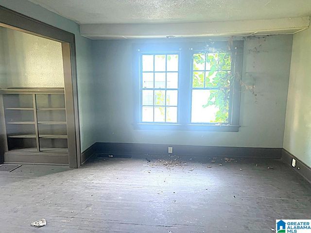 5013 PARKWAY, Fairfield, AL 35064