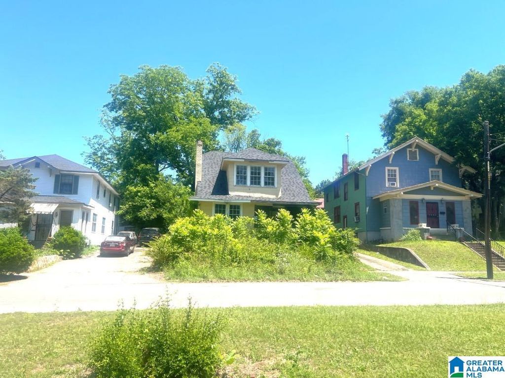 5013 PARKWAY, Fairfield, AL 35064