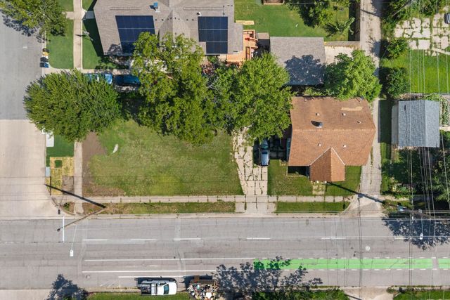 2318 E 1st St N, Wichita, KS 67214