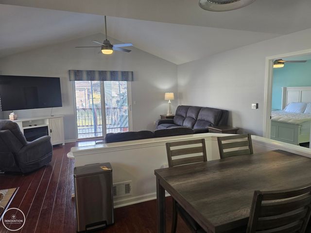 29910 Kenwood Court, Roseville, MI 48066