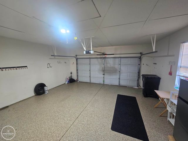 29910 Kenwood Court, Roseville, MI 48066