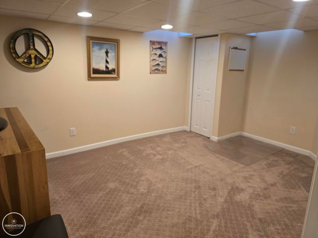 29910 Kenwood Court, Roseville, MI 48066