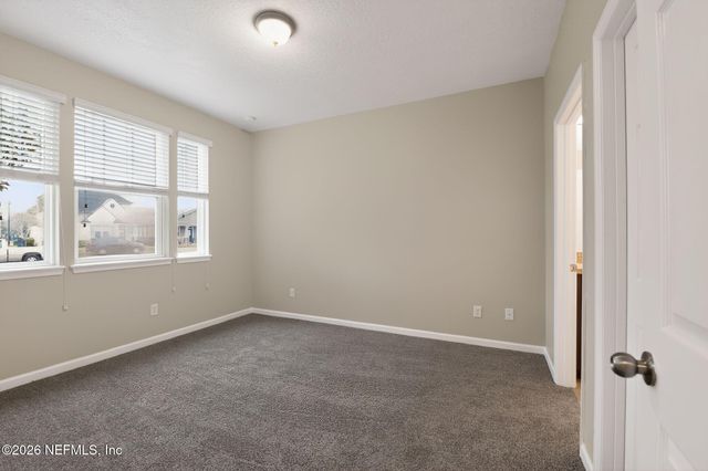 350 VINEYARD Lane, Orange Park, FL 32073