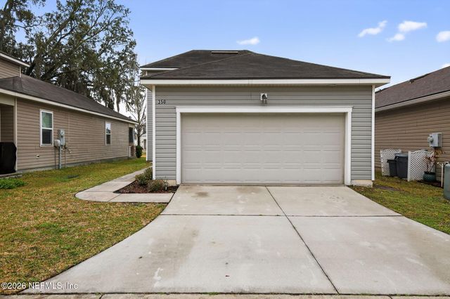 350 VINEYARD Lane, Orange Park, FL 32073