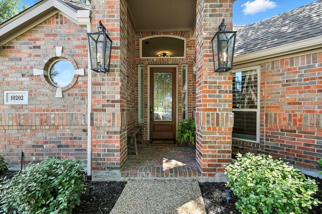 10202 Waters Drive, Irving, TX 75063