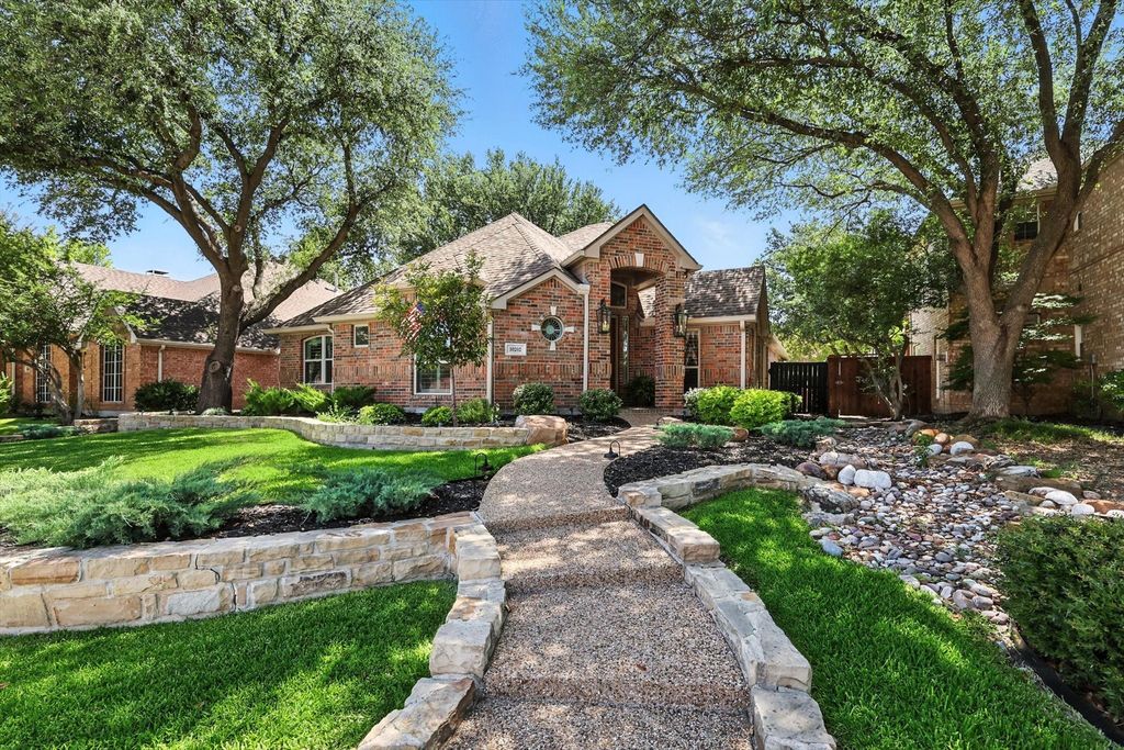 10202 Waters Drive, Irving, TX 75063