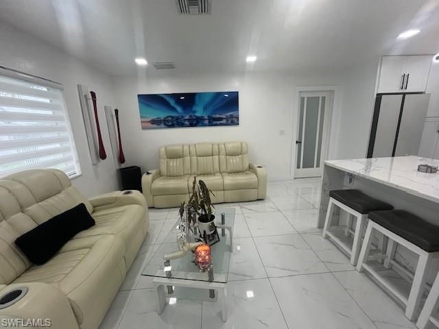 198 E Browning DR, West Palm Beach, FL 33406