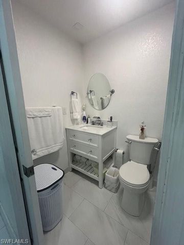 198 E Browning DR, West Palm Beach, FL 33406