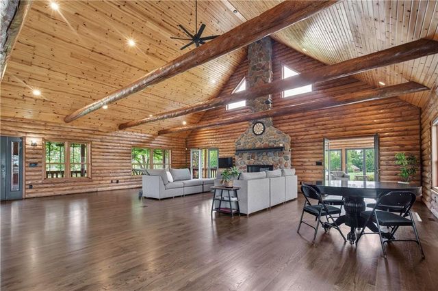 30703 E US Highway 50 Road, Lee's Summit, MO 64086