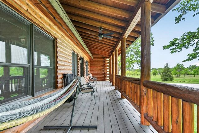 30703 E US Highway 50 Road, Lee's Summit, MO 64086