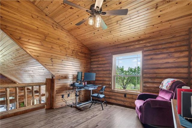 30703 E US Highway 50 Road, Lee's Summit, MO 64086