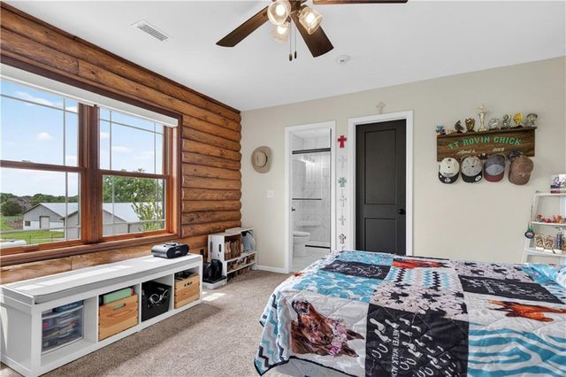 30703 E US Highway 50 Road, Lee's Summit, MO 64086