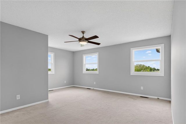 30703 E US Highway 50 Road, Lee's Summit, MO 64086