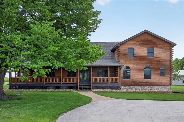 30703 E US Highway 50 Road, Lee's Summit, MO 64086