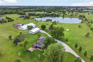 30703 E US Highway 50 Road, Lee's Summit, MO 64086