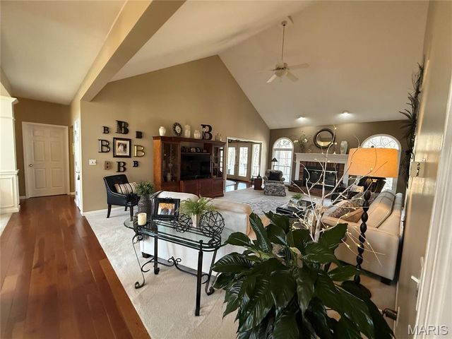 1722 Seminole Lane, Godfrey, IL 62035