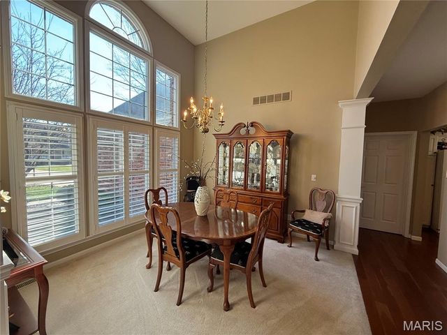 1722 Seminole Lane, Godfrey, IL 62035