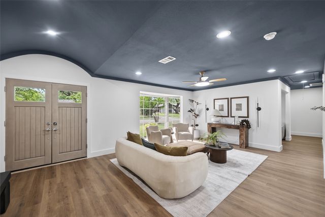 11511 Sonnet Drive, Dallas, TX 75229