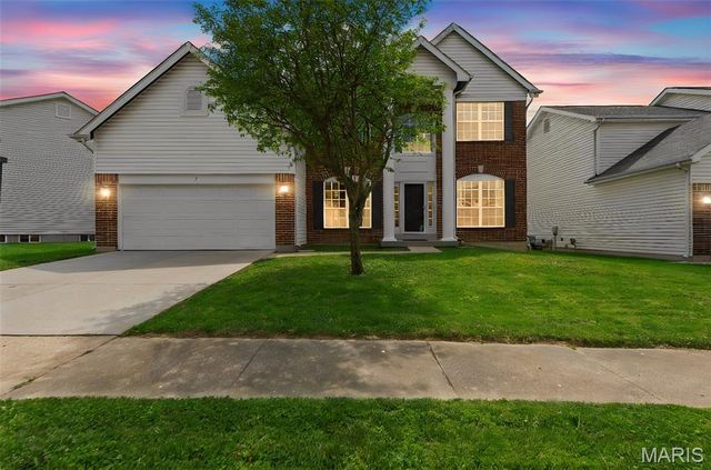 7 Rivermeadows Drive, Florissant, MO 63031